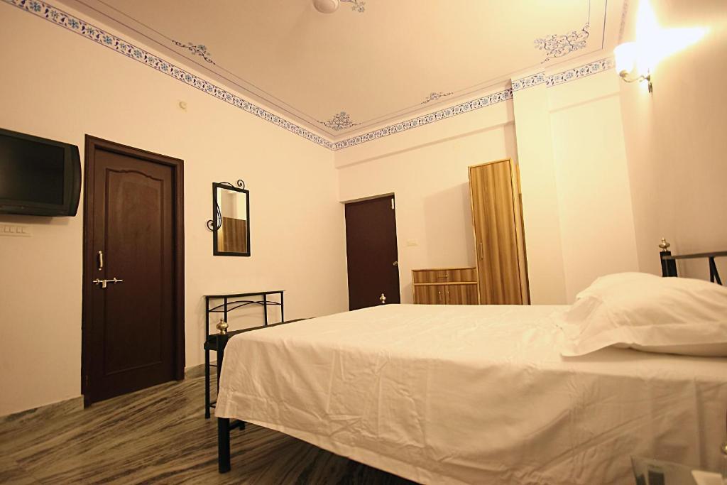 Hotel Devi Palace Удайпур Номер фото